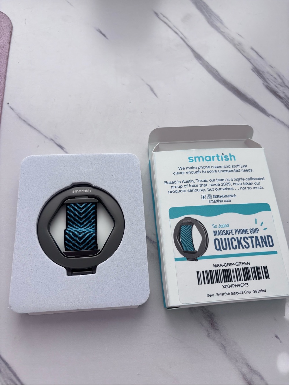 Smartish Quickstand MagSafe Phone Grip in Green Stripe